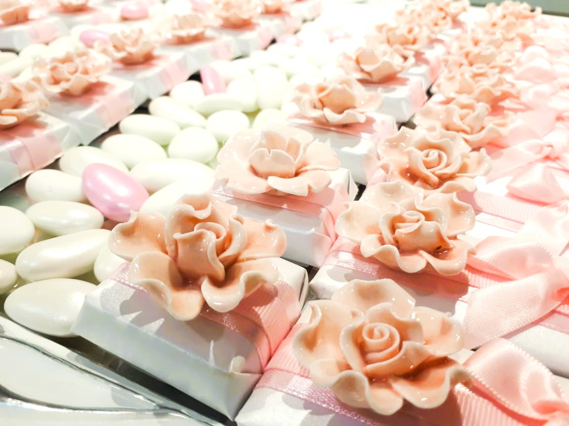 Ceramic Blossom: Luxurious Engagement Chocolate Tray