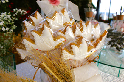 Golden Tranquility: Lynn's Tree of Life First Communion Display