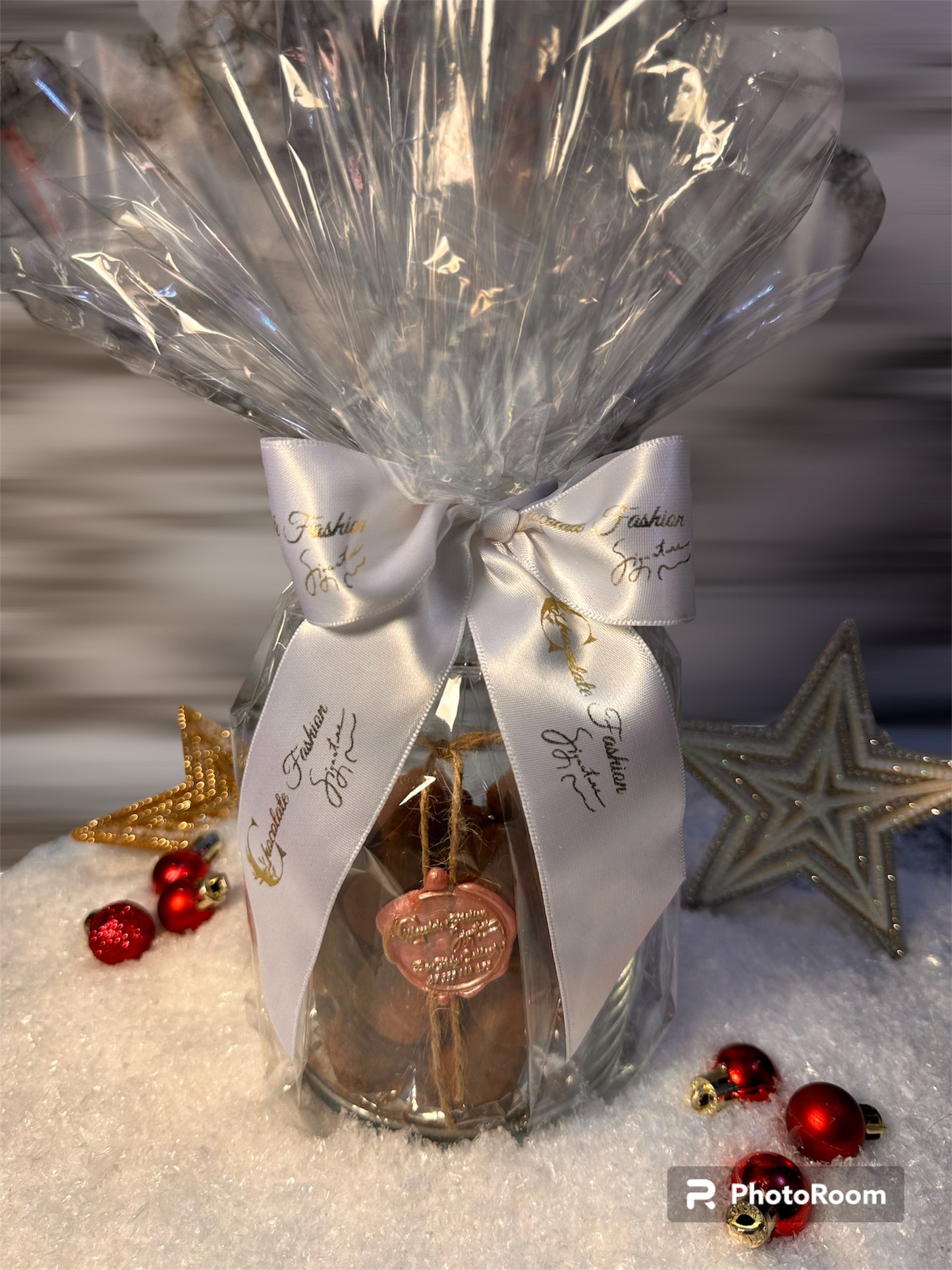 Grand Crystal Collection: Noël Signature Dark Chocolate Truffles - 400g